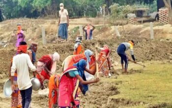 biharteacher.org-mgnrega-yojna-nrega-workers-mgnrega-attendance1-696×438-1